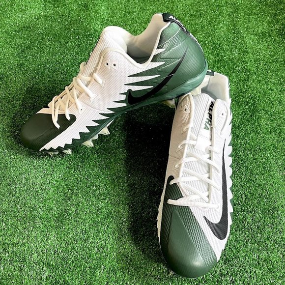 NIKE Alpha Menace Pro Football Cleats 14.5 NEW